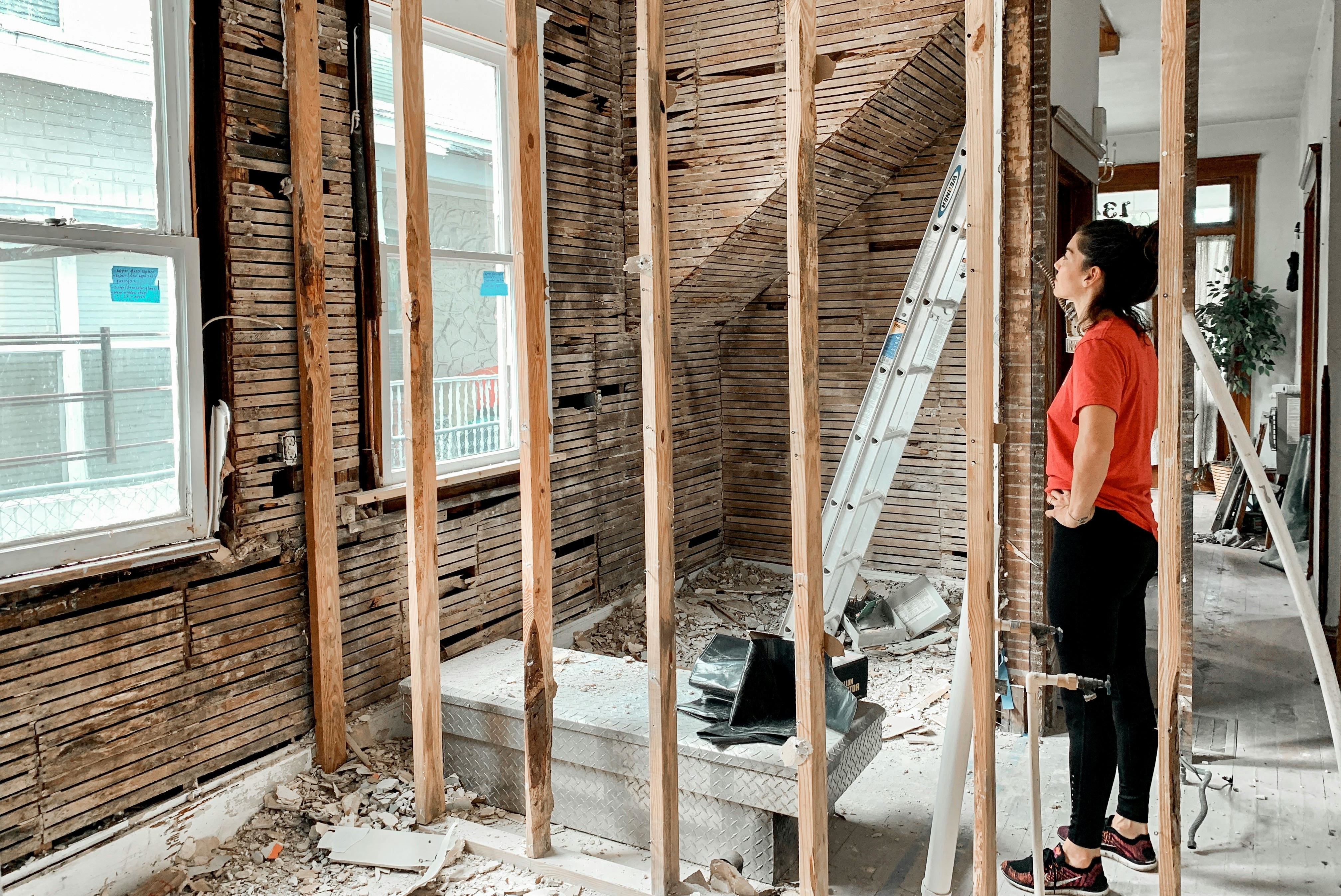 clay-banks-XU_ODlSO9ac-unsplash